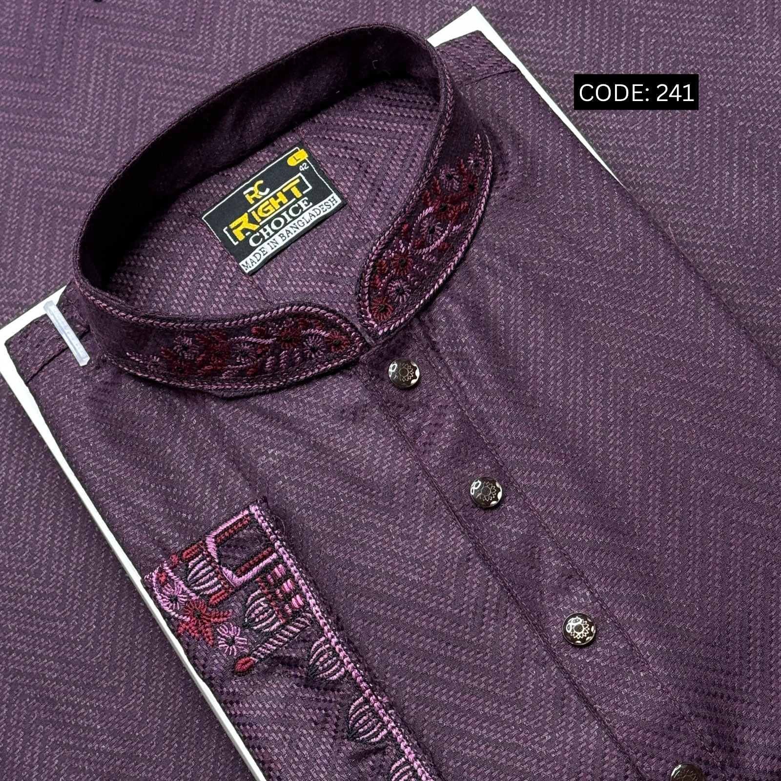 প্রিমিয়াম ইন্ডিয়ান ফেন্সি কটন এমব্রয়ডারি পাঞ্জাবি (CODE: 241)